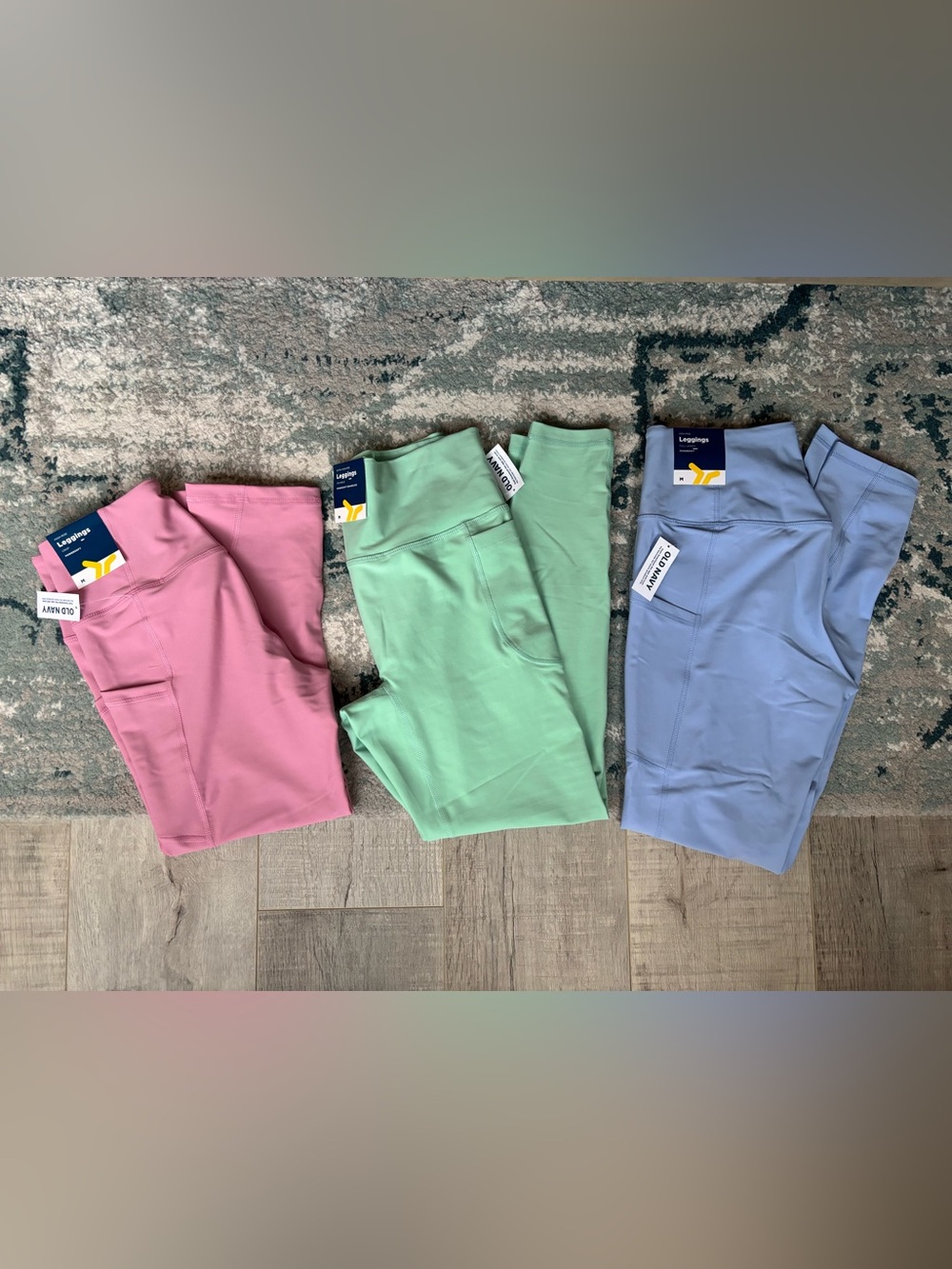 Women Old Navy Leggings - Medium